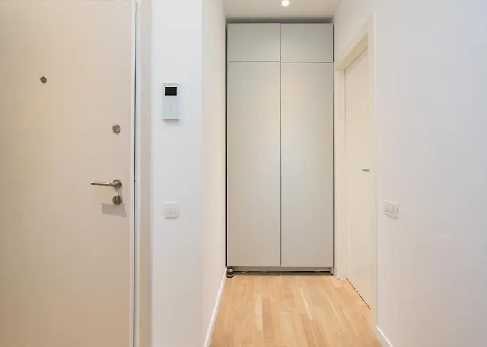 Zen Studios - Central Escape With Parking