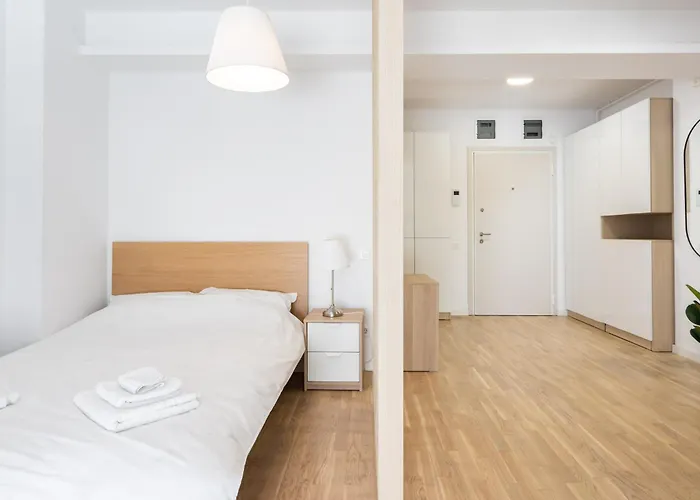 Zen Studios - Central Escape With Parking